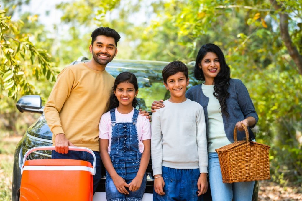 Best time to travel with family – holiday tips